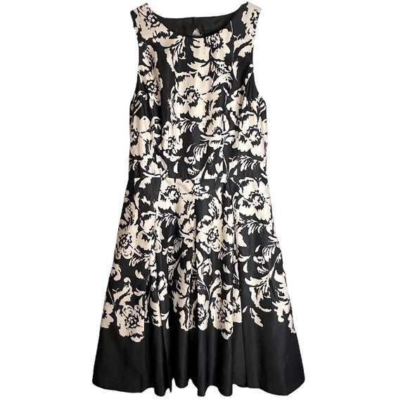Eliza J Black Cream Fit &‎ Flare Dress Double Lining Open Back Size 8 EJ5M7583 - Picture 1 of 9